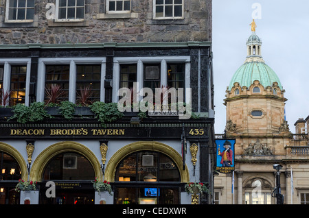 Deacon Brodie's Tavern, Édimbourg Banque D'Images