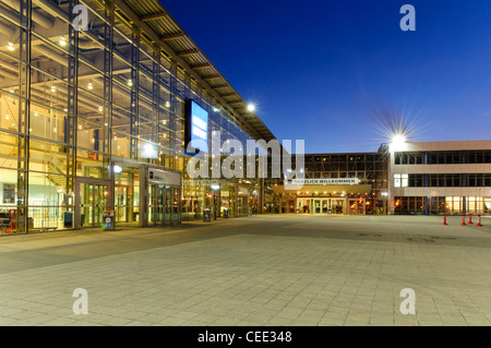 Messe Erfurt Centre des congrès, des expositions, dans la soirée, Erfurt, Thuringe, Allemagne, Europe Banque D'Images