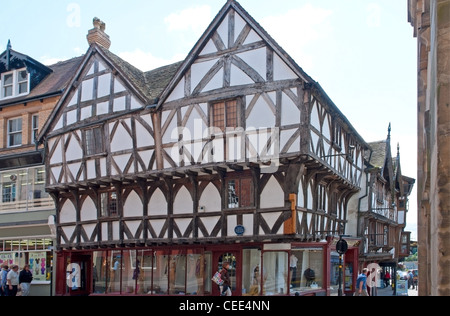 Bâtiment à colombages, à l'angle de King Street et de Broad Street dans Ludlow, Shropshire Banque D'Images