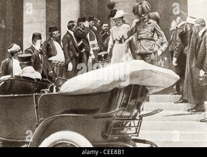 L'archiduc François-Ferdinand d'Autriche et de son épouse Sophie, duchesse de Hohenberg instants avant qu'ils aient été assassinés à Sarajevo Banque D'Images