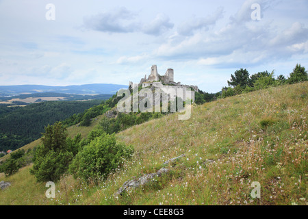 ,Château Cachtice,Slovaquie,Cachticky,ruines