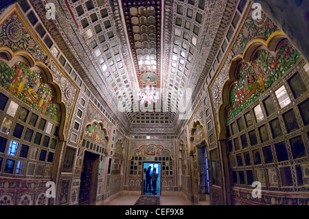 Il s'agit d'un plafond de verre Chambre à Fort Mehrangarh, situé dans la ville de Jodhpur au Rajasthan State Banque D'Images