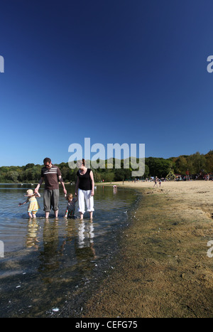 Une vue de Ruislip Lido, Middlesex un jour d'été Banque D'Images