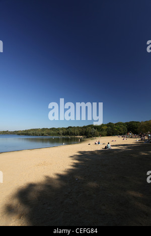 Une vue de Ruislip Lido, Middlesex un jour d'été Banque D'Images