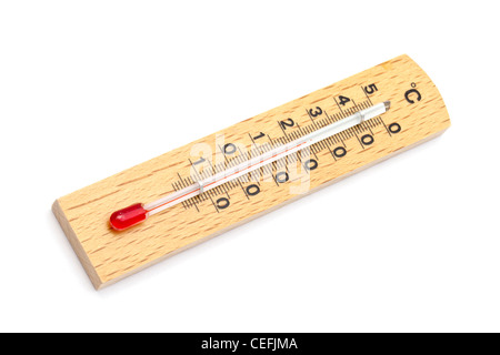 Thermomètre en bois Gros plan sur fond blanc Banque D'Images