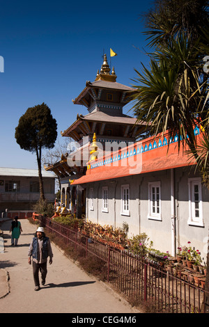 L'Inde, le Bengale occidental, le centre-ville de Darjeeling, Dhirdham Temple Hindou de l'architecture de style népalais Banque D'Images