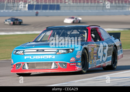 Richard Petty Driving School Expérience Nascar sur la voie à Las Vegas Motor Speedway Banque D'Images