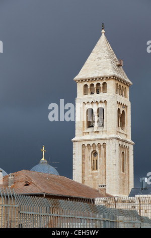 Une vue sur les toits de la ville sainte de Jérusalem, Israël Banque D'Images