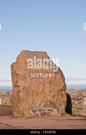 La frontière écossaise, sur l'A68 venant par Northumberland, Angleterre. Banque D'Images