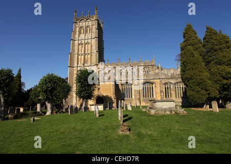 St James's Church, Chipping Campden, Gloucestershire, l'un des plus beaux et des plus pittoresques villages de la région des Cotswolds Banque D'Images