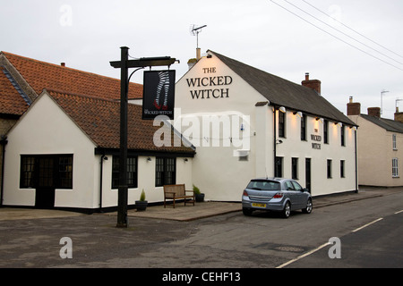 La méchante sorcière gastro pub à Ryhall,Rutland partie administré par Darren Ferguson mangeoire de Peterborough United. Banque D'Images