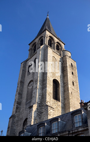 La tour porche de l'abbaye de Saint-Germain des Prés, Paris, France Banque D'Images
