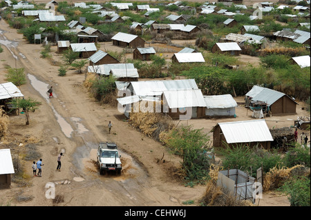 Région Afrique Kenya Turkana du camp de réfugiés de Kakuma, IV , les organisations des Nations Unies comme le HCR, le PAM et la FLM donner du relief service à 160.000 réfugiés, en ces jours de nombreux réfugiés du Soudan du Sud arrivent en raison de la guerre et de la famine Banque D'Images
