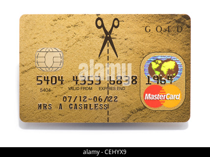 Coupe ciseaux d'une carte de crédit MasterCard Banque D'Images