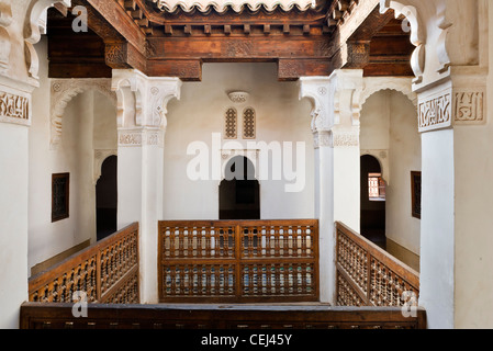 L'intérieur de la Medersa Ben Yousse (madrasa), district de Medina, Marrakech, Maroc, Afrique du Nord Banque D'Images