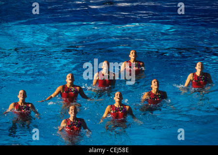 L'équipe canadienne de nage synchronisée dans la compétition à la 1994 Championnats du monde aquatiques. Banque D'Images