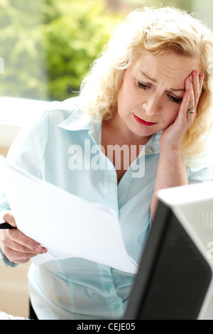 Femme au travail Banque D'Images