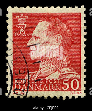 Danemark-vers 1965:un timbre imprimé au Danemark montre image de Frederick IX (Christian Frederik Franz Michael Carl Georg Valdemar) fut roi de Danemark du 20 avril 1947 jusqu'à sa mort le 14 janvier 1972, vers 1965. Banque D'Images