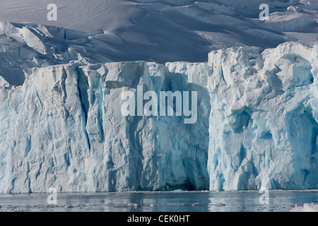 Glacier dans l'océan du Sud Antarctique Banque D'Images