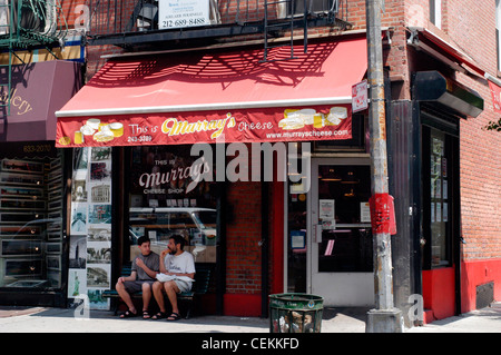 Murray's Cheese Store à son ancien emplacement à Greenwich Village à New York le 20 juillet 2004. (© Richard B. Levine) Banque D'Images