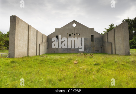 Vieille épave de la Seconde Guerre mondiale du cinéma sur l'île de Flotta, îles Orcades, en Écosse. Banque D'Images