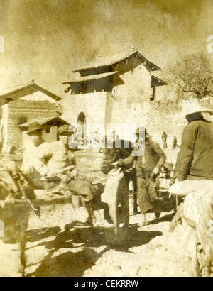 308e Groupe de bombardement, 14e Armée Force aérienne, la Birmanie Chine Inde, la seconde guerre mondiale WWII chinois dans la rue, Chine Banque D'Images