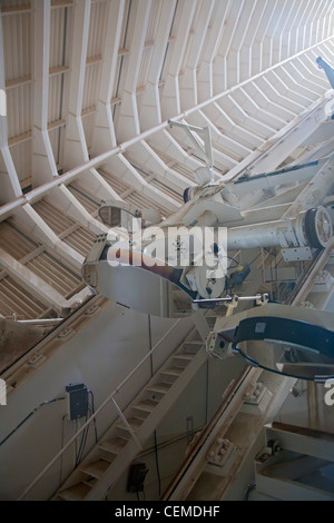 Vend, Arizona - Le McMath-Pierce télescope solaire au Kitt Peak National Observatory, le plus grand télescope solaire. Banque D'Images