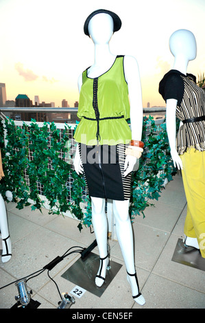 Cynthia Steffe New York pour WearSpringSummer 2012 Banque D'Images