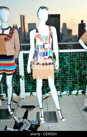 Cynthia Steffe New York pour WearSpringSummer 2012 Banque D'Images