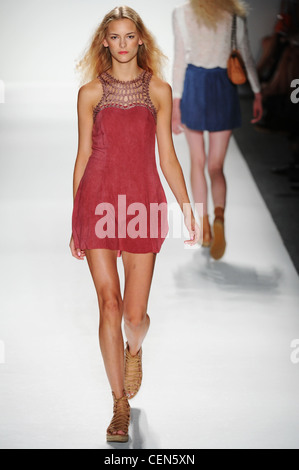 Rebecca Minkoff New York pour WearSpringSummer 2012 Banque D'Images