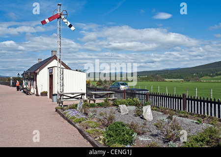 Broomhill Station du chemin de fer Strathspey steam railway préservé d'Aviemore Highland Speyside de Broomhill en Ecosse Banque D'Images