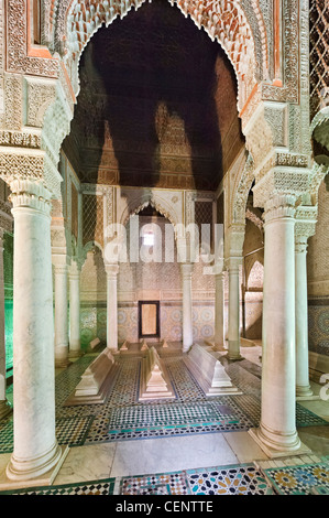 De l'intérieur les tombeaux saadiens, Marrakech, Maroc, Afrique du Nord Banque D'Images