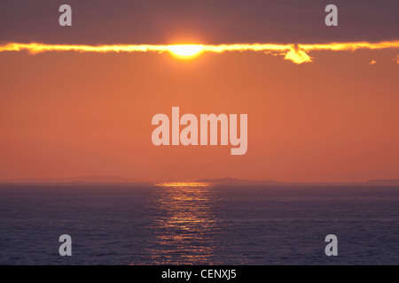 Coucher du soleil en hiver à la côte norvégienne, Moelen Banque D'Images