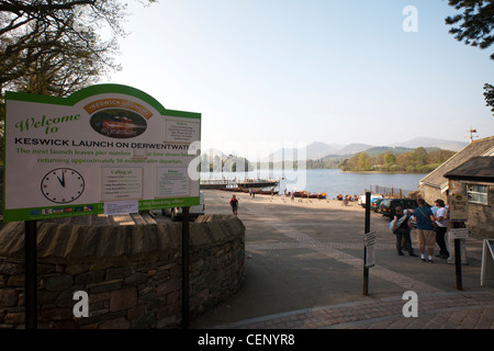 Derwent Water dans le Lake District, Cumbria, Angleterre, dans la ville de Keswick Banque D'Images