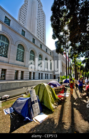 Un signe exprimant le 'mWe-Are-L-99- %' reflète le sentiment anti-establishment attitude des manifestants Occupy Wall Street. Banque D'Images