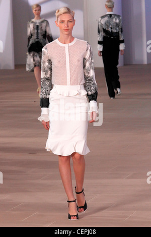 Preen New York pour WearSpringSummer 2012 Banque D'Images