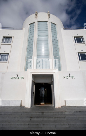 L'entrée de l'hôtel Midland, un classique art déco sur le front de mer dans la baie de Morecambe. Banque D'Images