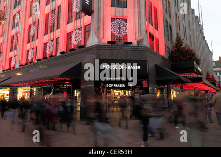 Les lumières de Noël fenêtre affiche House of Fraser department store, Oxford Street, City of Westminster, London, England, UK Banque D'Images