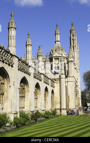 L'entrée de King's College sur King's Parade. Banque D'Images