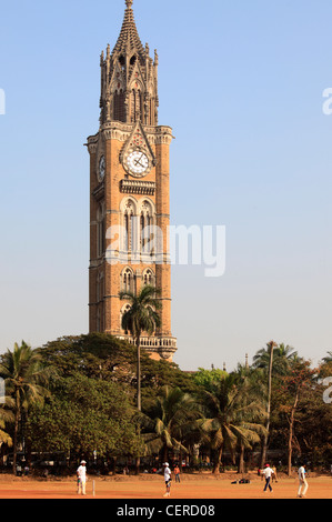 L'Inde, Maharashtra, Mumbai, Oval Maidan, de la Tour Rajabai ., les gens, Banque D'Images