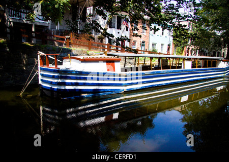 Le bateau le long du Canal Georgetown Chesapeake and Ohio Towpath à Georgetown Washington DC Banque D'Images