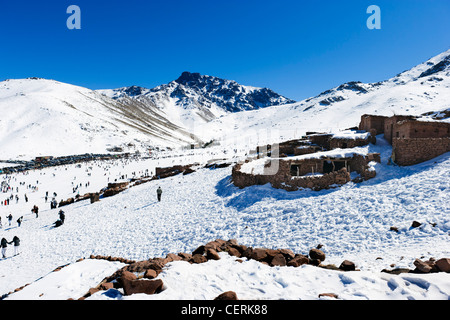 La station de ski d'Oukaïmeden dans les montagnes de l'Atlas près de Marrakech, Maroc, Afrique du Nord Banque D'Images
