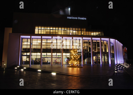 Extérieur de l'actuel théâtre Marlowe le Friars Canterbury Kent Banque D'Images