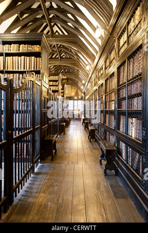 Une vue intérieure du Chetham's Library de Manchester, Royaume-Uni. Banque D'Images