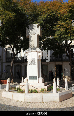 Monument commémoratif de guerre aux Portugais qui sont tombés victimes de la Grande Guerre de 1914 à 1918 à Lagos, Algarve, Portugal. Banque D'Images