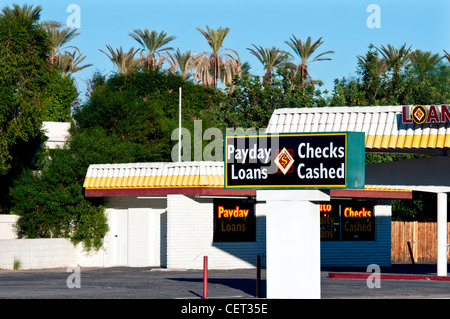 Un magasin de prêt sur salaire à Rancho Mirage en Californie. Banque D'Images