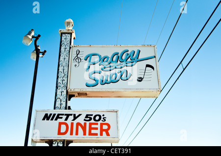 Peggy Sue's 50's Diner, 35654 Yermo Road, Yermo, CA 92398 Banque D'Images