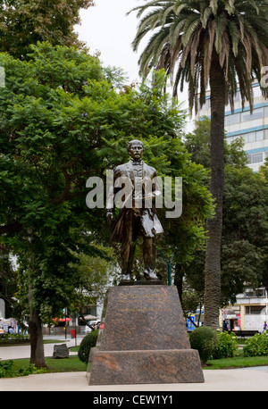 Viña del Mar, Chili. L'Amérique du Sud. Statue de Jose Vergara (fondateur de Viña del Mar) dans la région de Jose Vergara Plaza. Banque D'Images