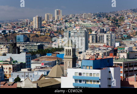 ValparaIso, Chili. L'Amérique du Sud. Vue depuis le Cerro Bellavista. Banque D'Images