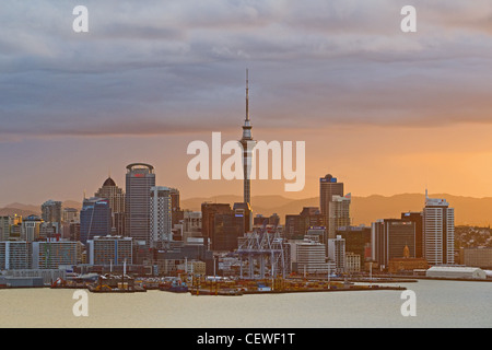 Auckand City Skyline sur le port et le CBD de Mount Victoria, Auckland, Nouvelle-Zélande Banque D'Images